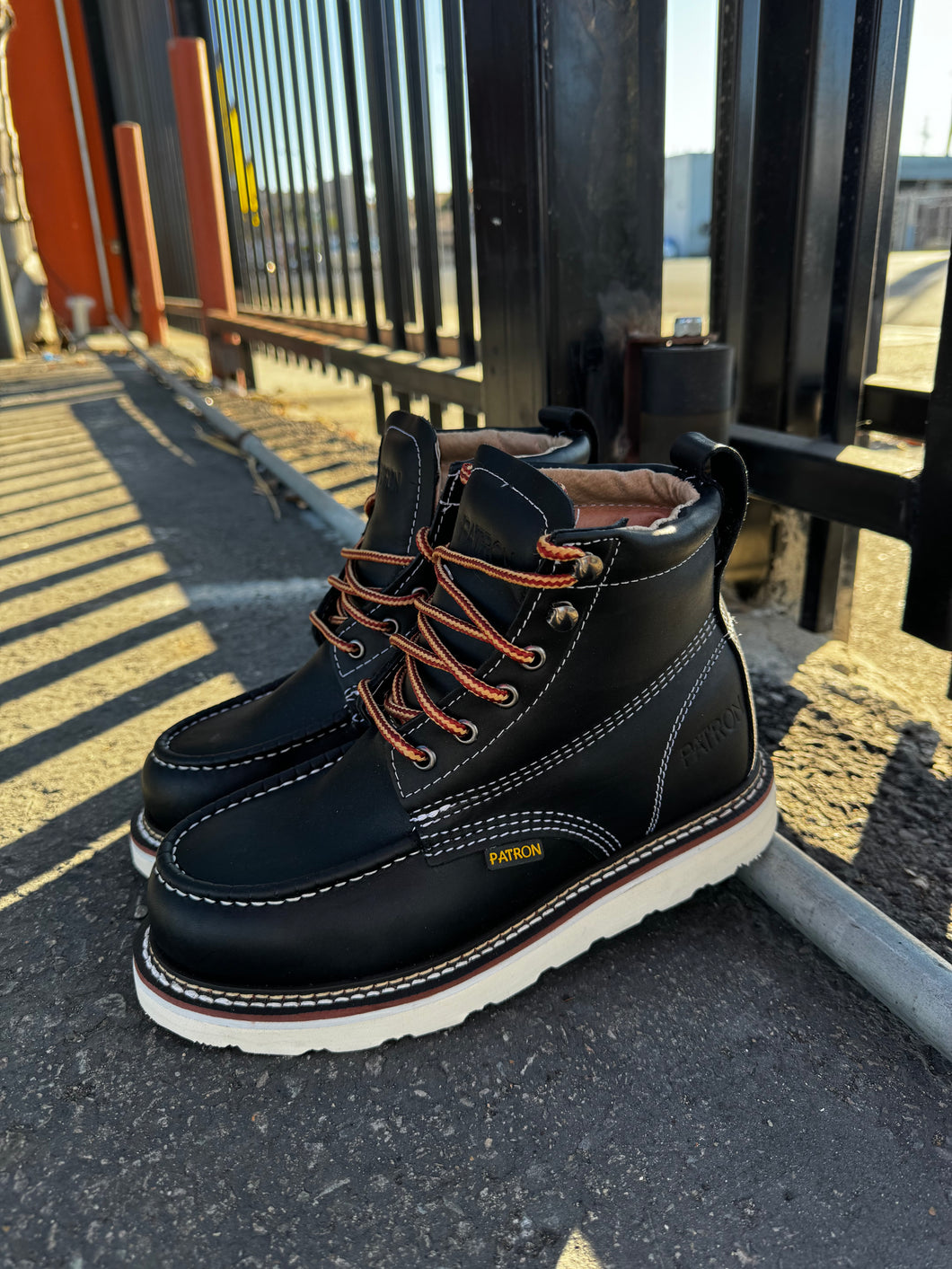 00063 (NO STEEL TOE) 650 black work boots