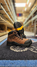 Cargar imagen en el visor de la galería, 00015 Waterproof Men work boots 💯 NO STEEL TOE